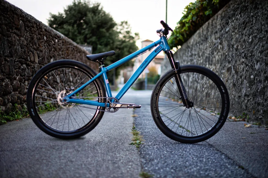 dirtone iorcycles dabomb cycles Intervista a IorCycles Vincenzo Iorianni Dabomb Bikes Italia Dabombike