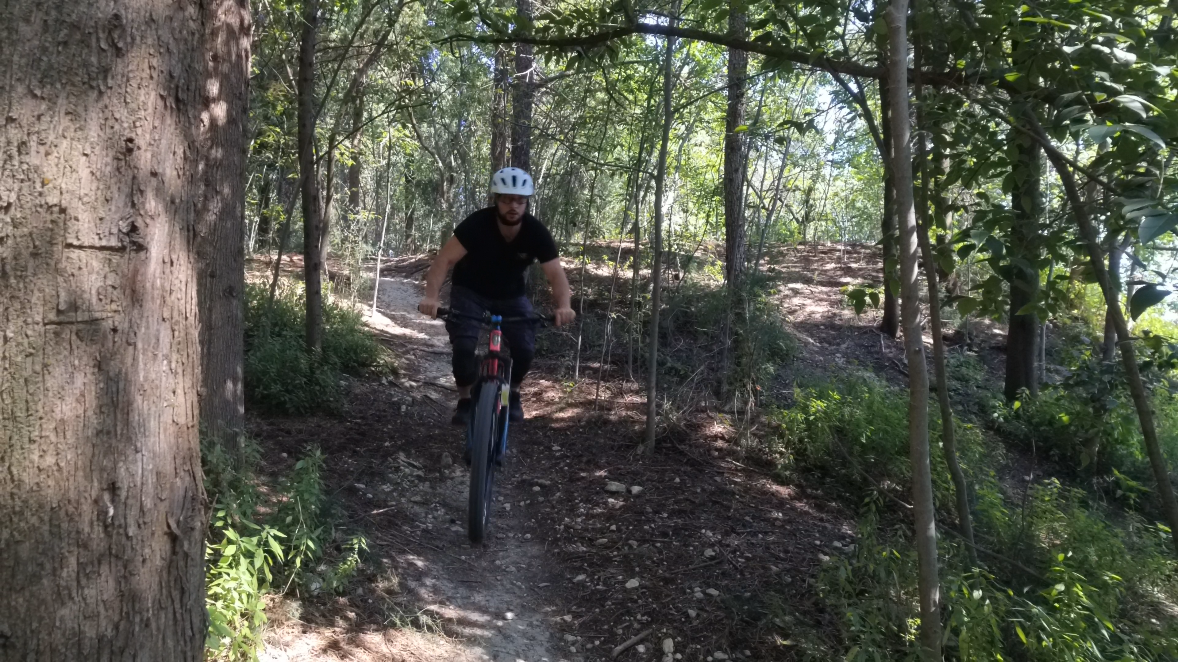 bontrager quantum mips casco mtb trek