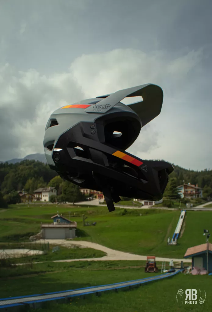 leatt MTB 2.0 enduro 360° turbine casco Mountainbike modulare mentoniera staccabile estraibile EPS inmold downhill trail all mountain