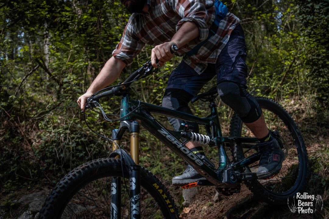 zerode taniwha mullet enduro pinion c1.9 c1.12 smart shift grip shift mtb G3 hope fortus pro5