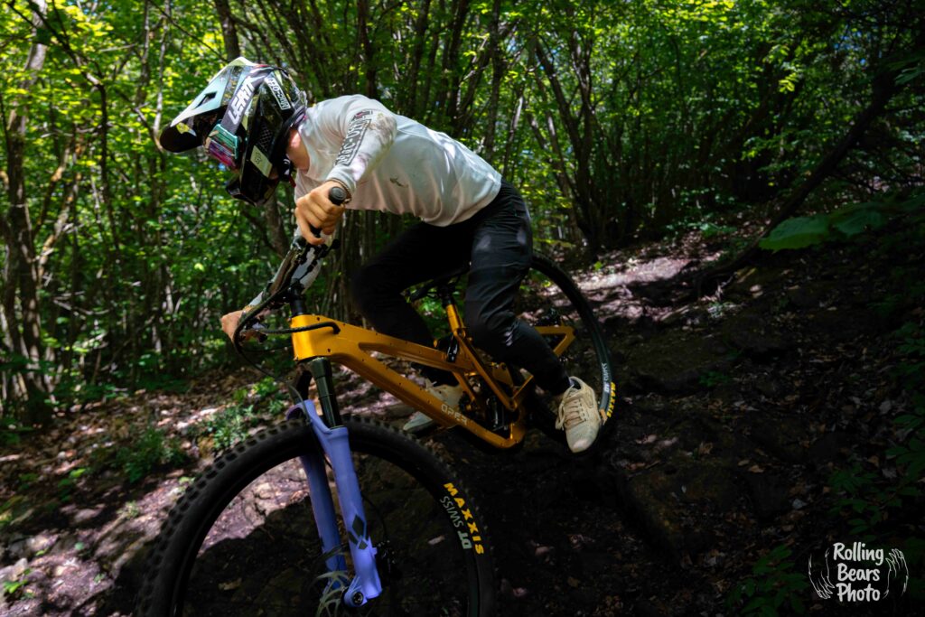 aper bikes kom pace formula selva nebbia sospensioni xc enduro mtb